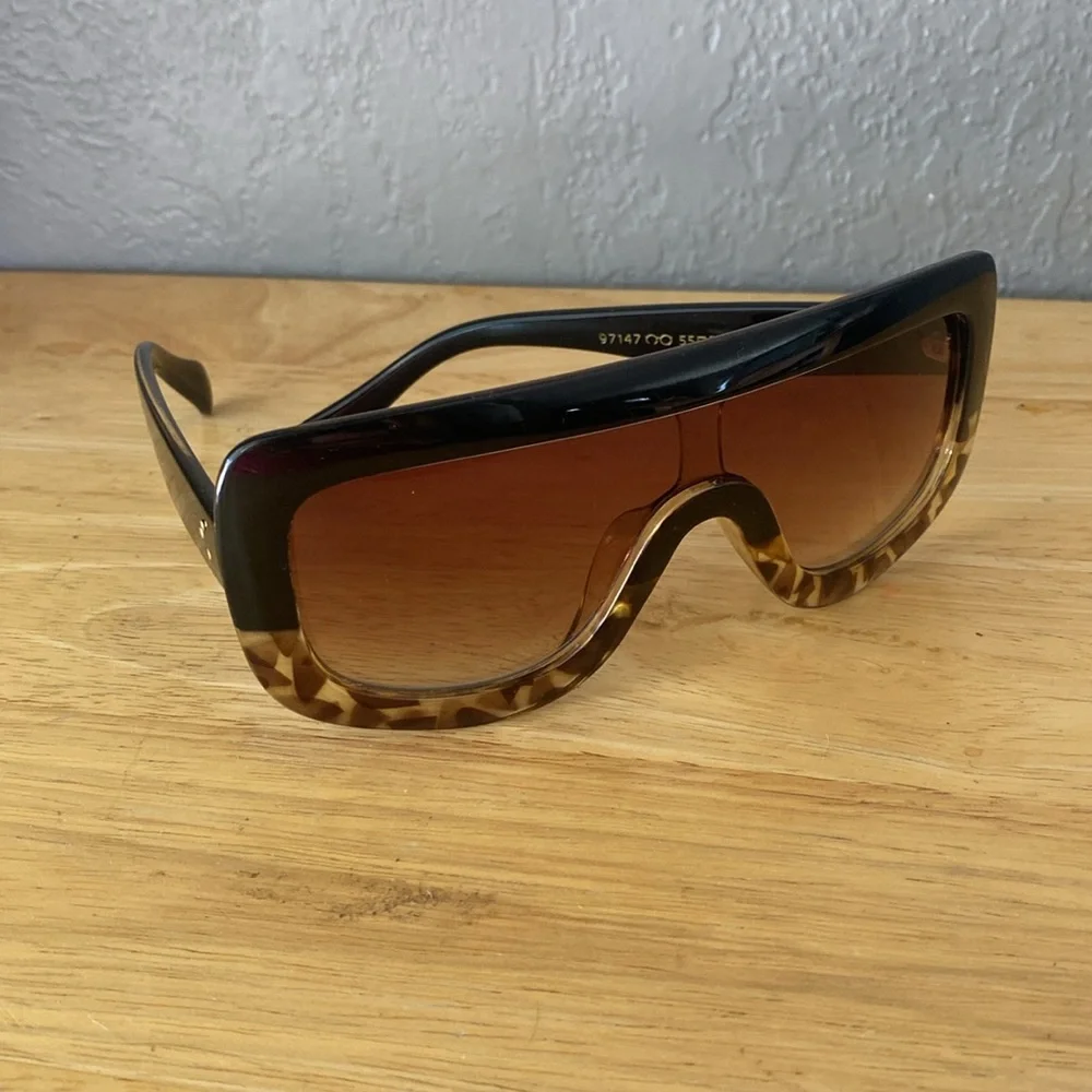 Street west Celine style Big frame square sunglasses